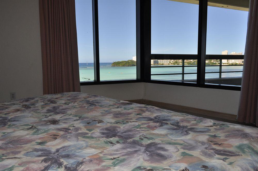 Alupang Beach Tower Tamuning Eksteriør bilde