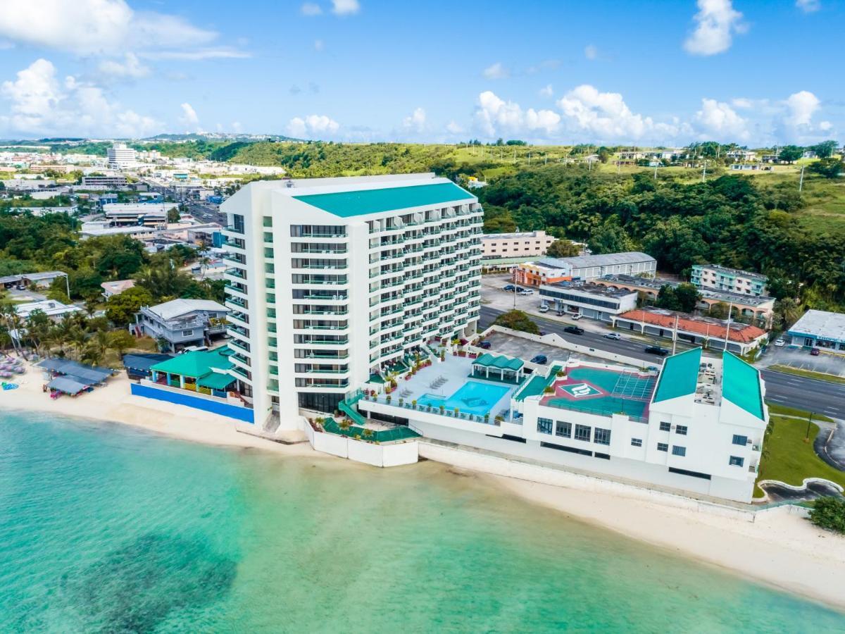 Alupang Beach Tower Tamuning Eksteriør bilde