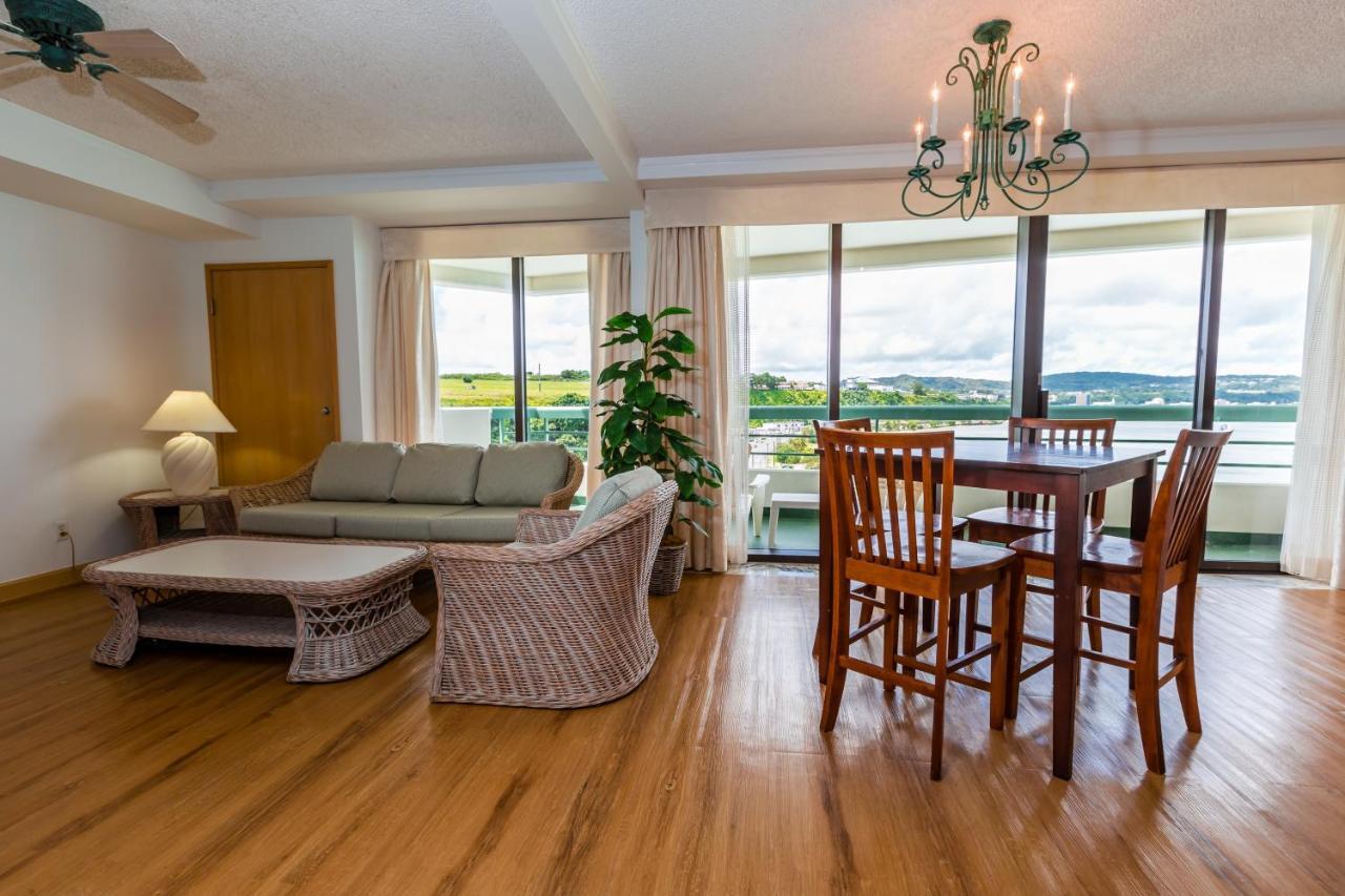 Alupang Beach Tower Tamuning Eksteriør bilde