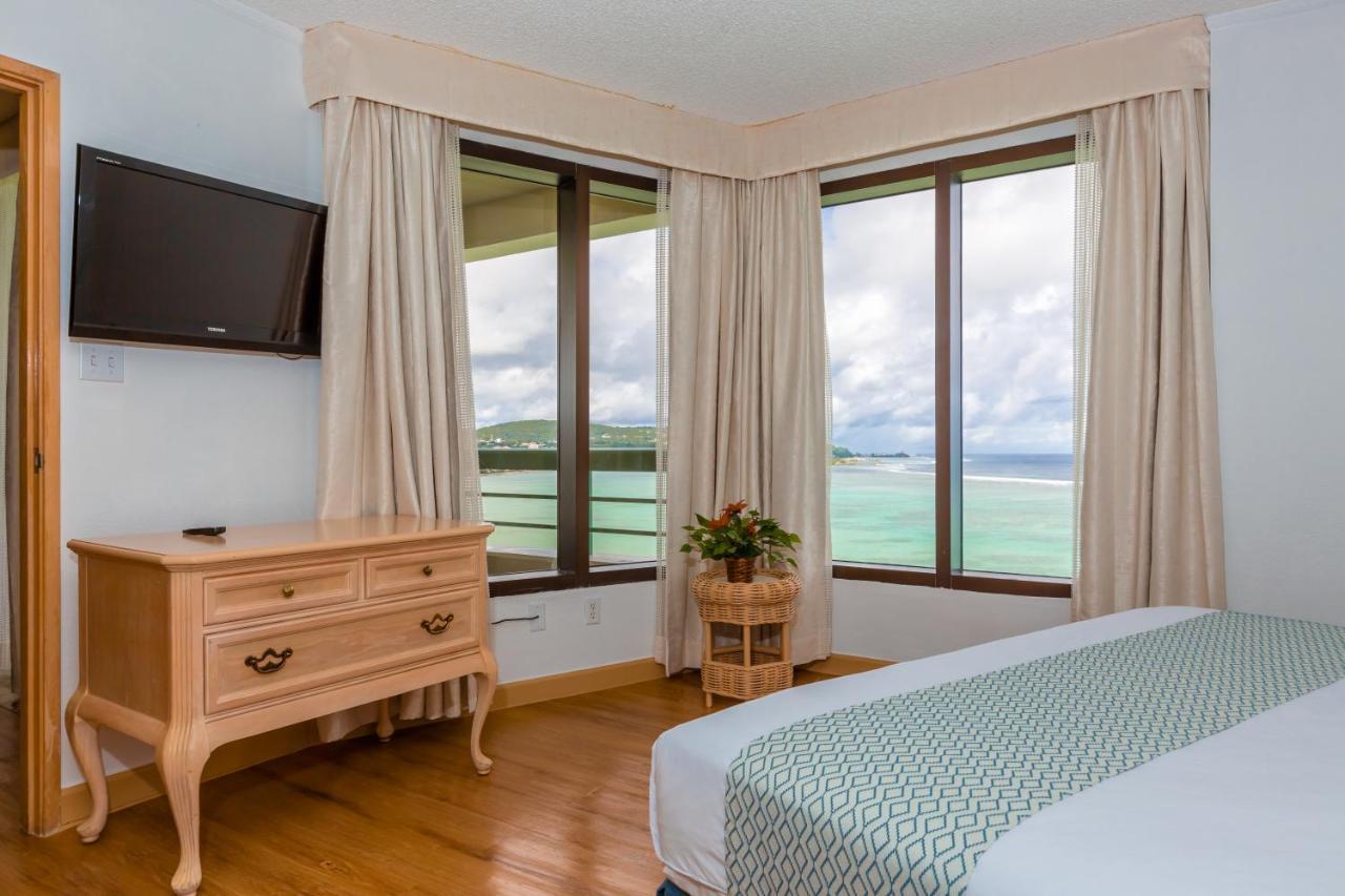 Alupang Beach Tower Tamuning Eksteriør bilde
